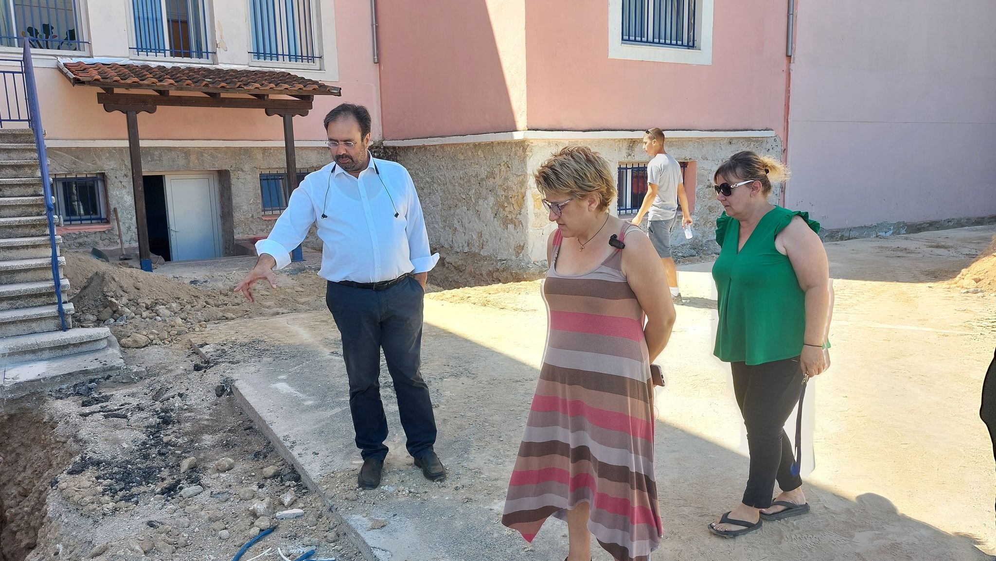 Αυτοψία Δημάρχου 5ο Δημοτικό