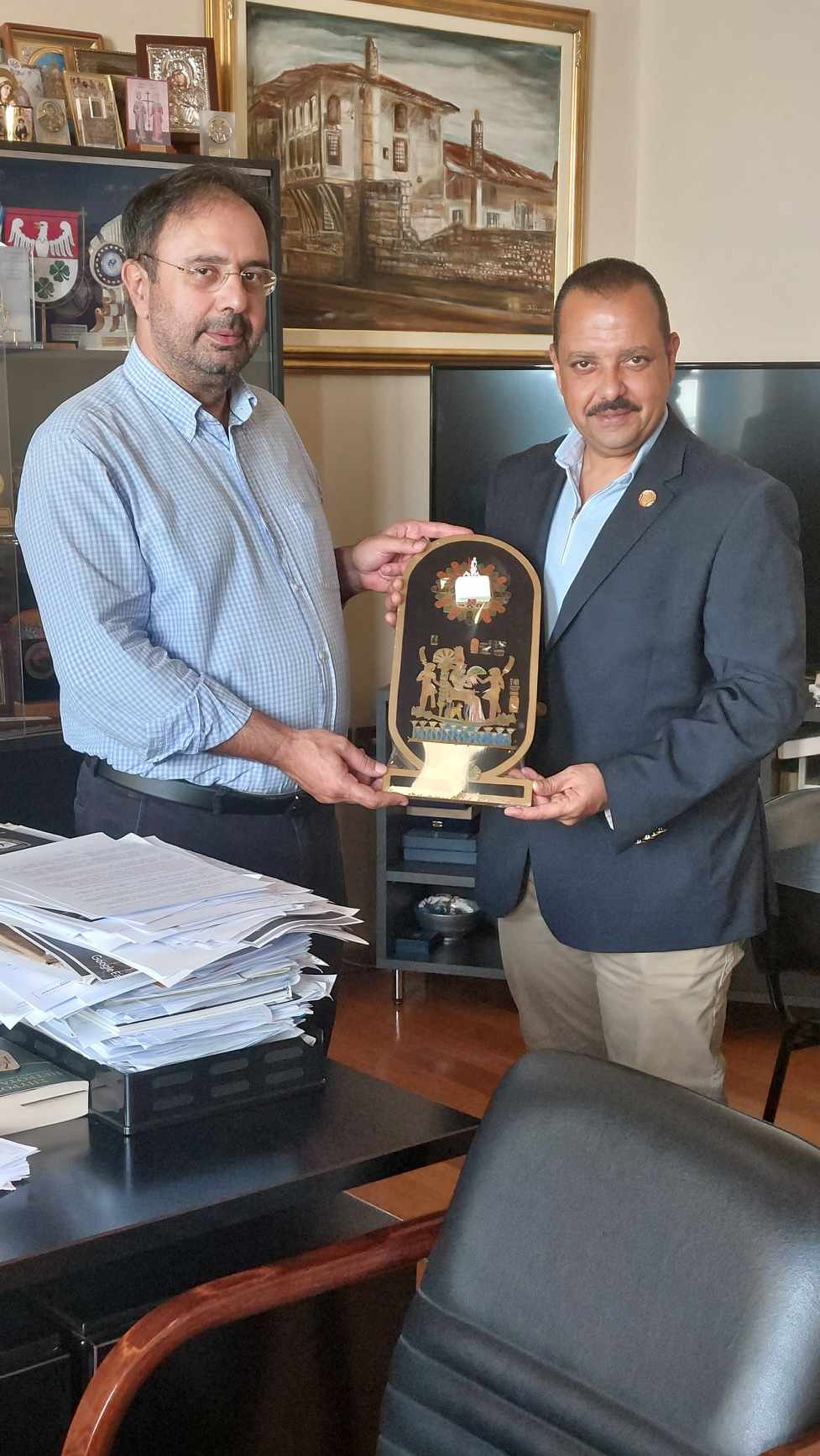 Δήμαρχος με Αιγύπτιο Πρόεδρο Εργαζομένων ύδρευσης 1