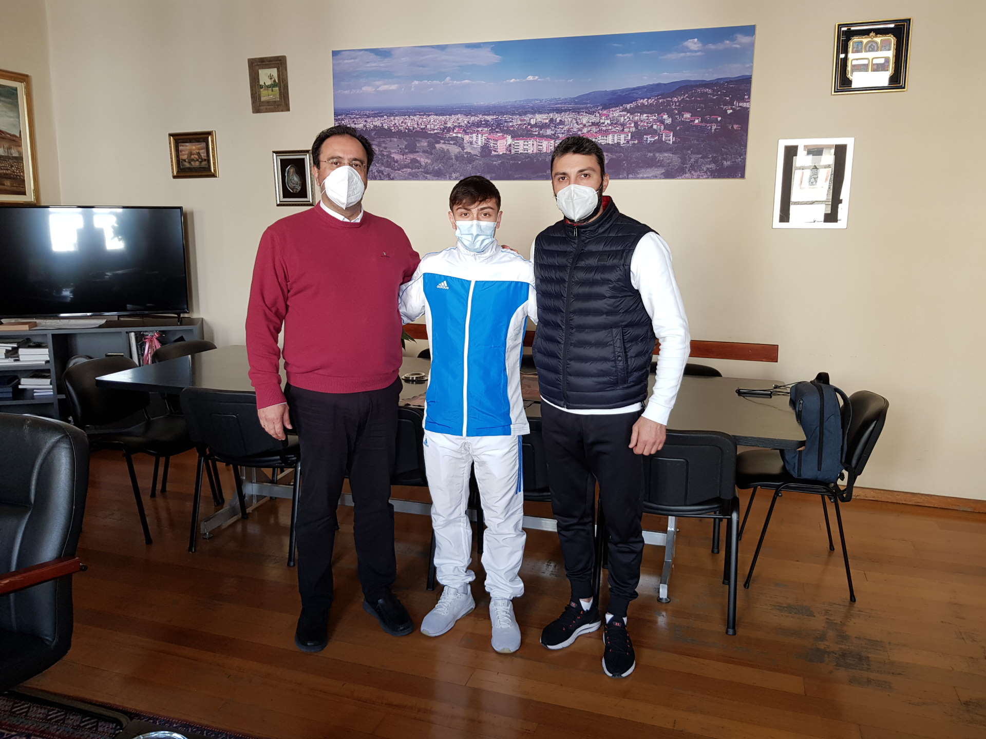 Synantisi Dimarxou me athliti Iosifidi1