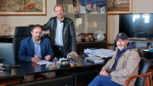 Υπογραφή σύμβασης για Συντήρηση οδών και κοινοφελών χώρων1