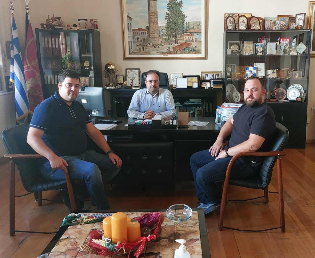 Εθιμοτυπική συνάντηση των νέων προέδρων του Συλλόγου Ζαχαροπλαστών και του Σωματείου Αρτοποιών Βέροιας στον Δήμαρχο Βέροιας