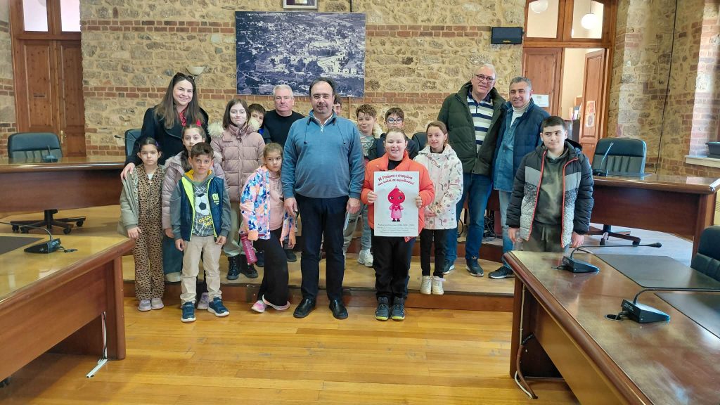 Οι μαθητές του Δημοτικού Σχολείου Αγίου Γεωργίου συνομίλησαν με τον Δήμαρχο Βέροιας για την αξία της αιμοδοσίας